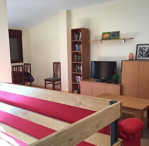 El Mirador De Апартаменты *